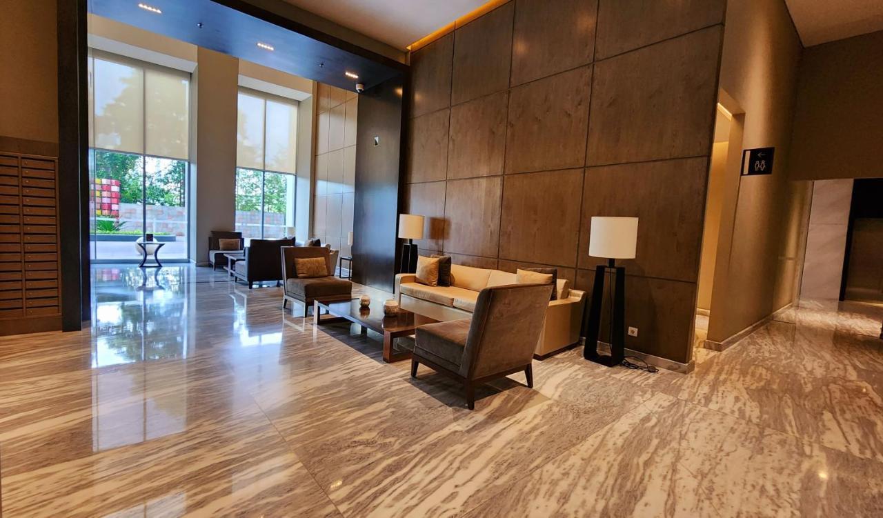 Unforgettable Nights Next To Ascott Sudirman -Min Stay 3 Nights- Джакарта Екстериор снимка